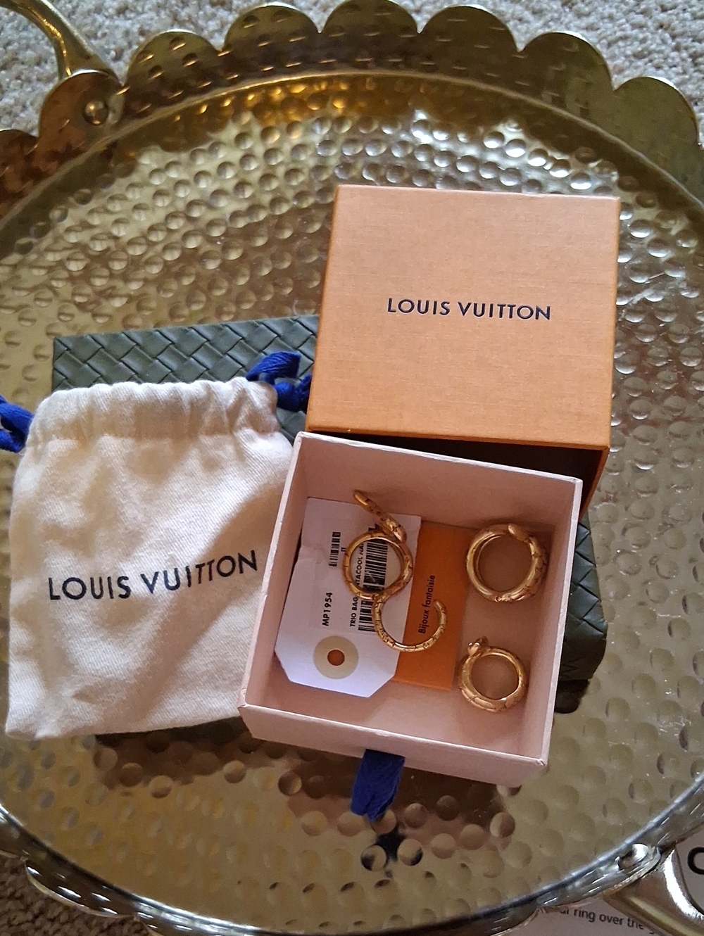 Accessories Subcategory Identification